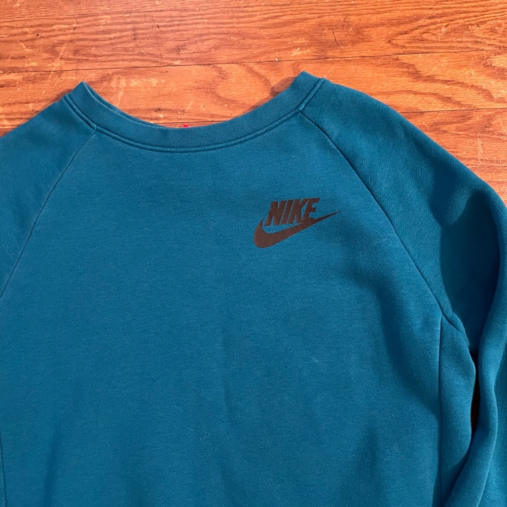 MAKE OFFER Nike Sweat Shirt - Picture 3 of 4